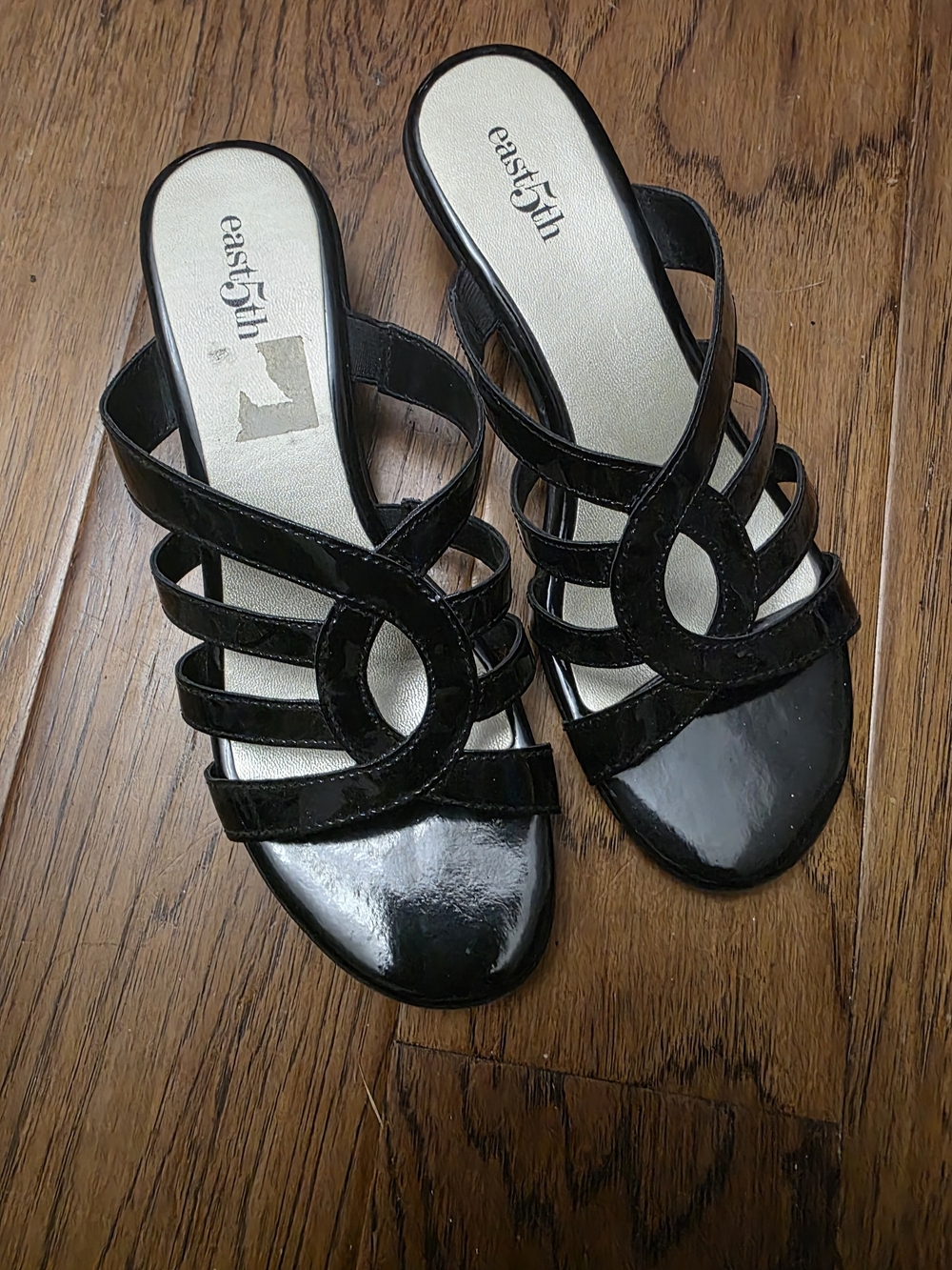 East 5th Black Patent Multi-Strap shoes sz 7